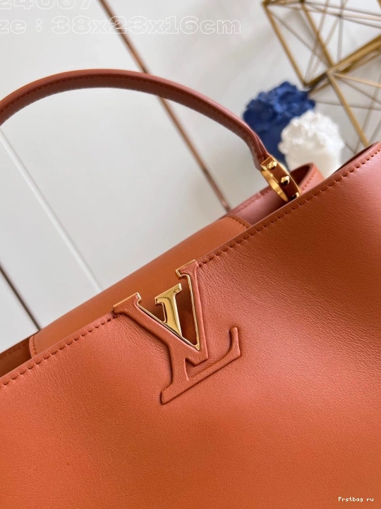 First bag ru GM LOUIS Capucines VUITTON Souple-38*23*16CM 0816